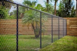 Highlands Ranch Chain Link Fence chainlink fence 04 300x200